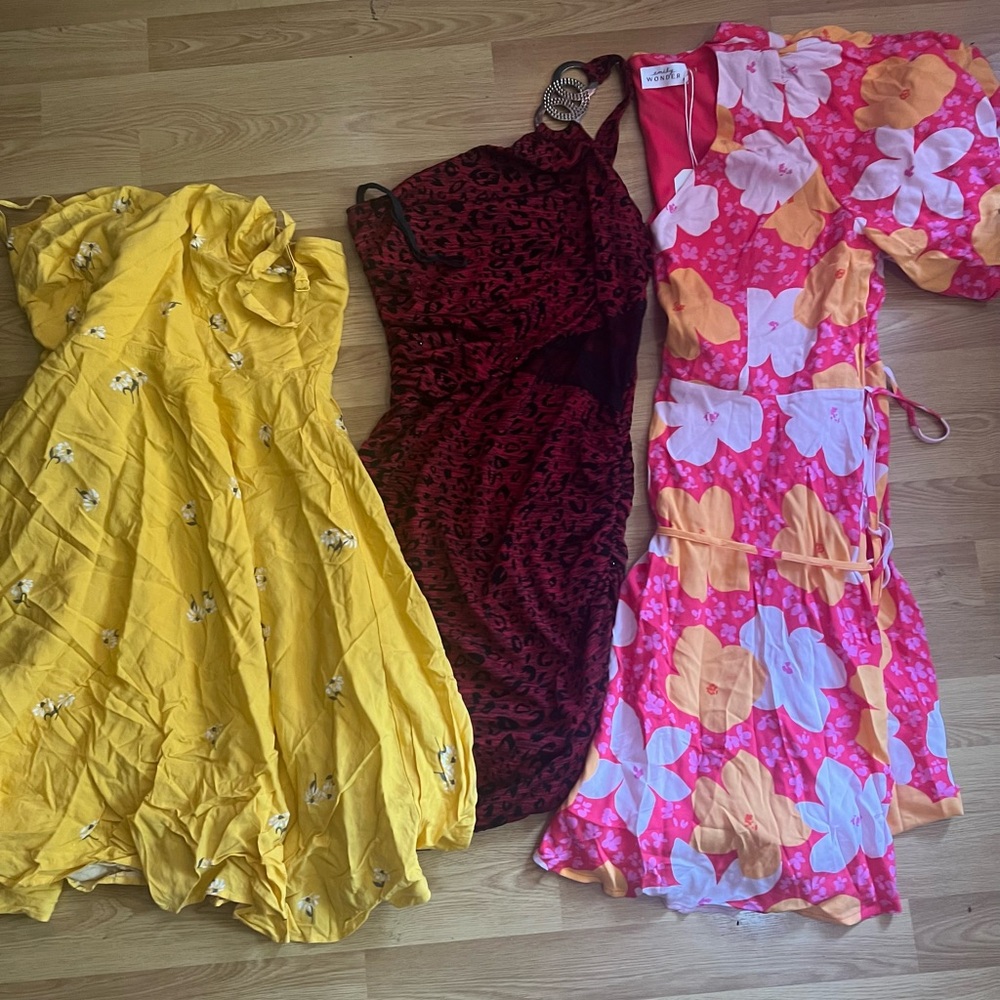 Size 8 womens assortment of clothing